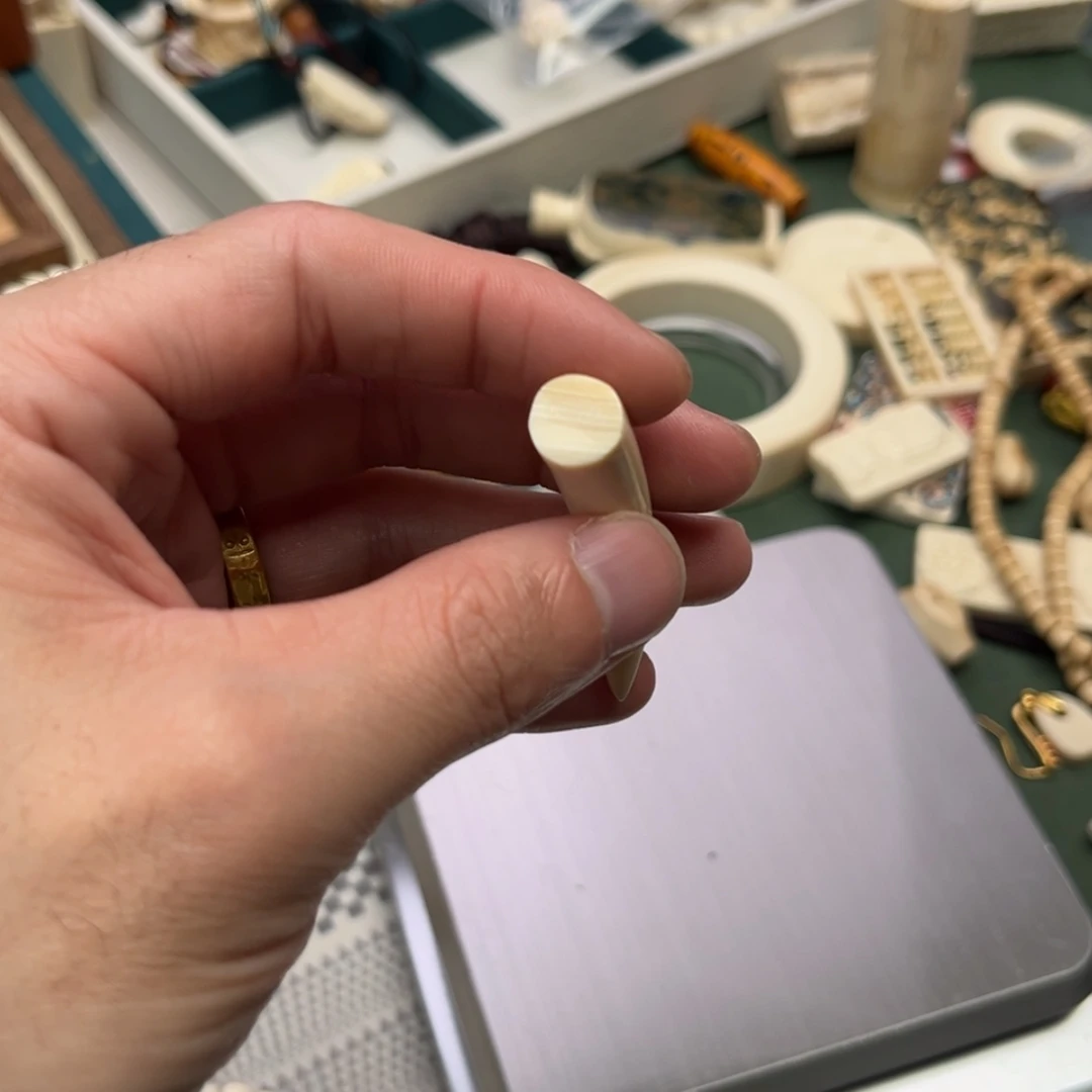 【闪购商品】猛犸牙根雕快****仙