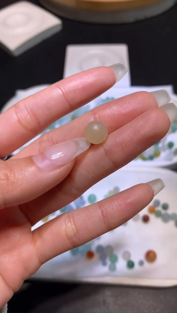 【闪购商品】定制翡翠未镶嵌珠子  200+20