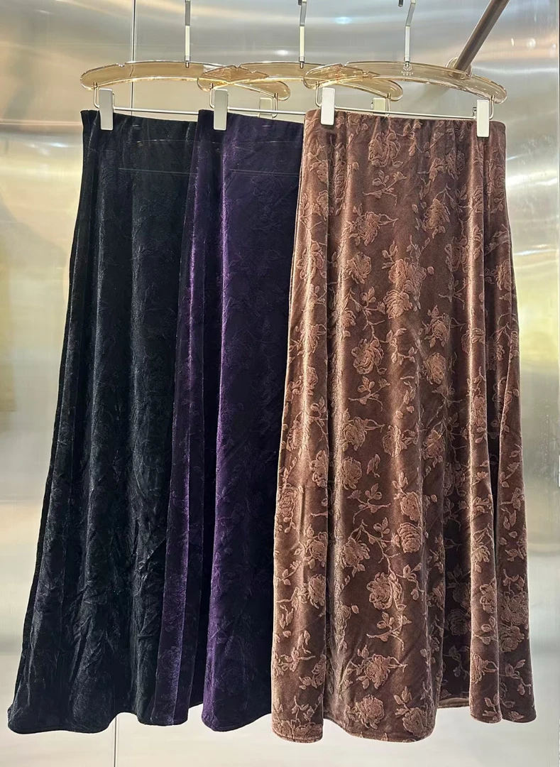 秋冬上新时尚百搭韩国金丝绒压花A摆半身长裙