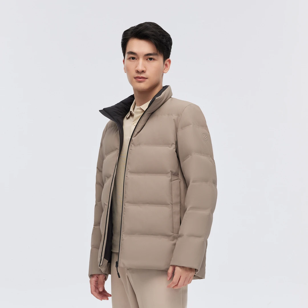 波司登23年新款男士商务简约鹅绒高级短款保暖防风立领羽绒服外套