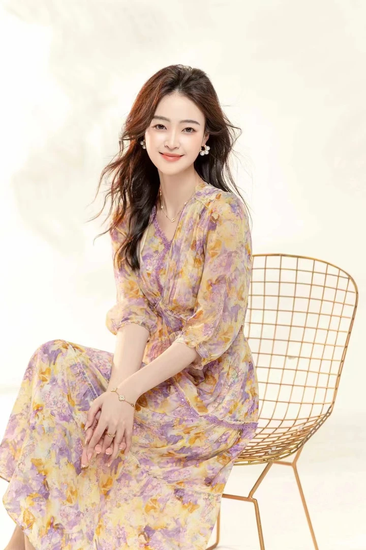 24上新夏季女装连衣裙碎花气质时尚国风中长款宽松连衣裙春夏收腰