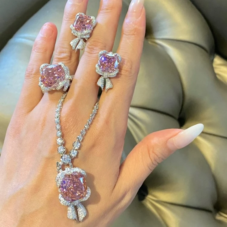 非金属合成锆石项链 RICHSUE 蝴蝶结粉色耳环 s925银镀金时尚优雅