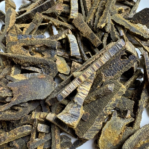 天然香料  乌身圆叶白棋开珠边角料多样性发1份