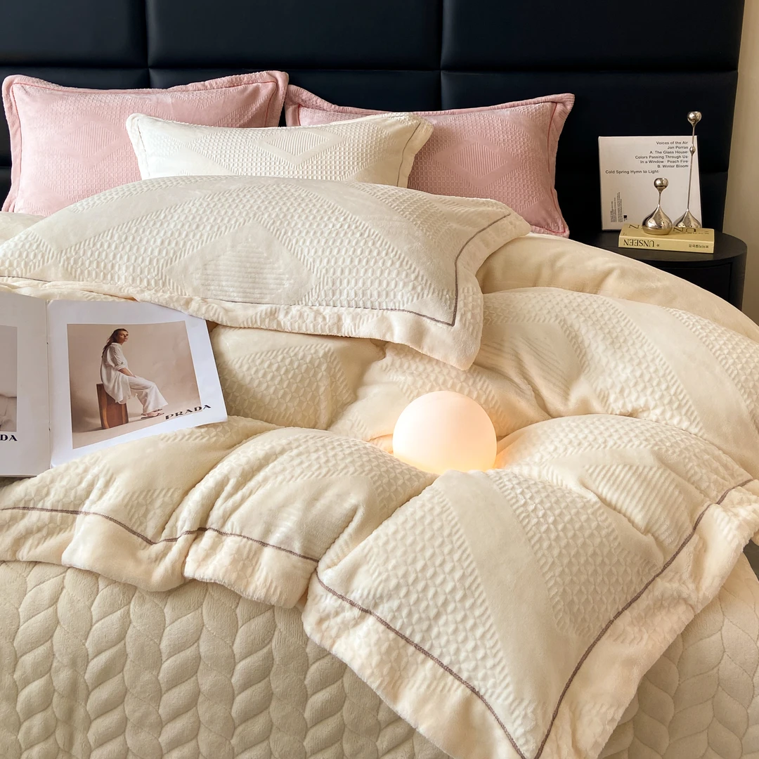 床盖款牛奶绒四件套加绒加厚毛绒双面绒纯色被罩轻奢被套简约绒被