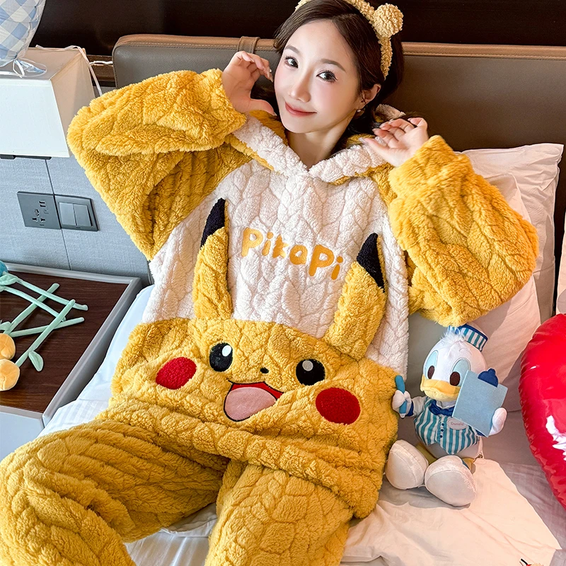冬季睡衣女套装加绒加厚珊瑚绒连帽保暖可爱卡通宽松法拉绒家居服
