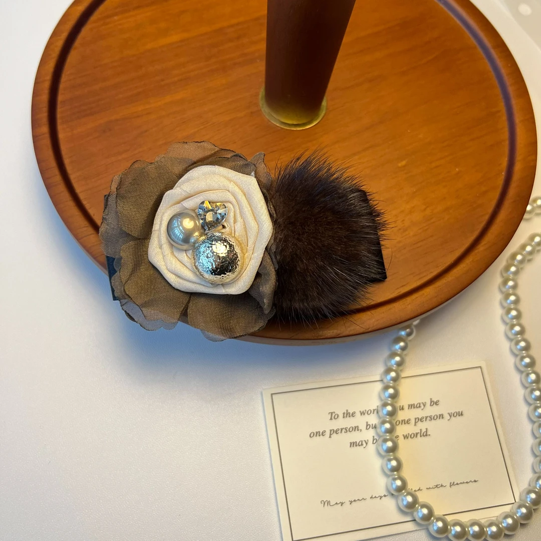 韩国秋冬水貂毛手工烧花山茶花款鸭夹ins高级感超仙时尚优雅17