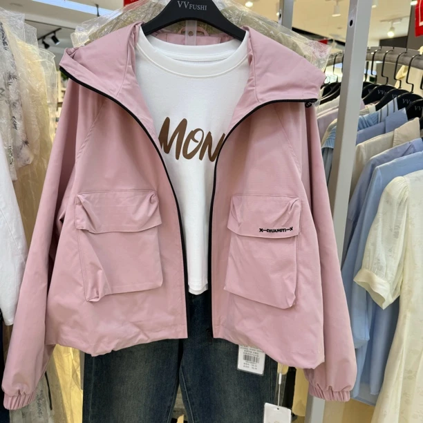【VV FUSHI】W24027152春季上衣女外套宽松休闲时尚短款连帽短外套