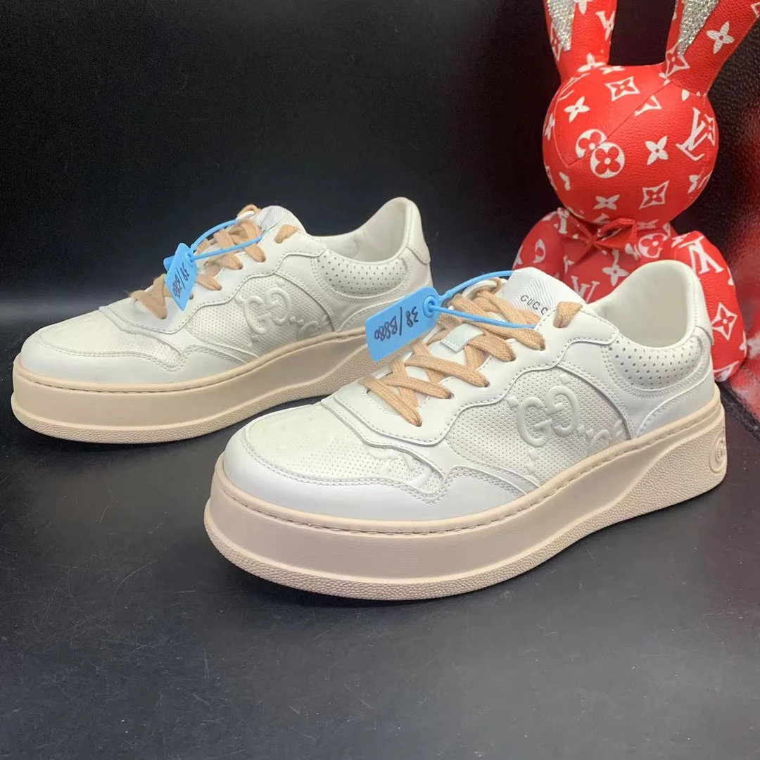 【聚星折扣】GUCCI/古驰99新男士休闲舒适白色粉底饼干鞋38欧码