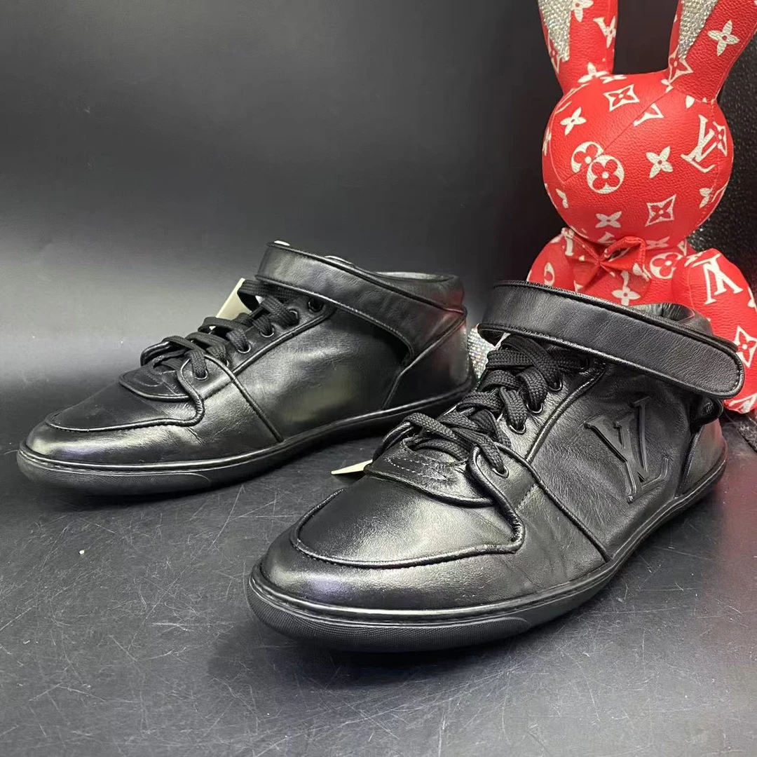 【聚星福利】LouisVuitton/路易威登男士黑武士魔术贴38欧码ddm1433