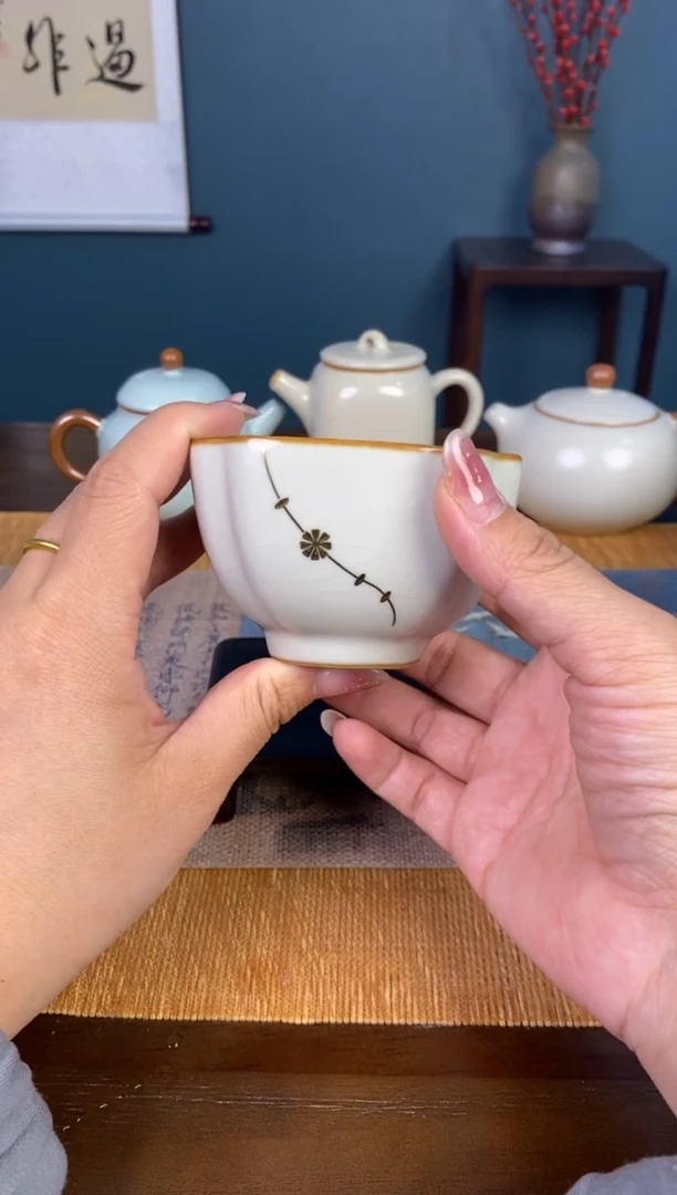 【闪购商品】瓷其他米黄汝窑锔钉花四方杯