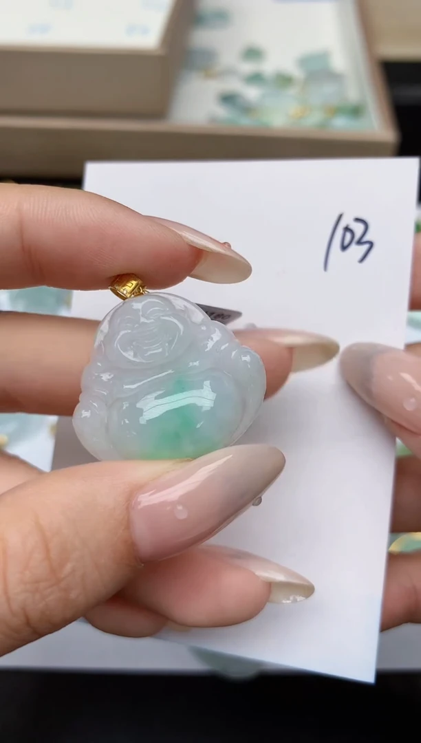 【闪购商品】翡翠颈饰18K金镶嵌天然A货翡翠