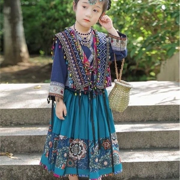 女童苗疆公主民族风汉服2024新款儿童异域风情复古民族超越同款