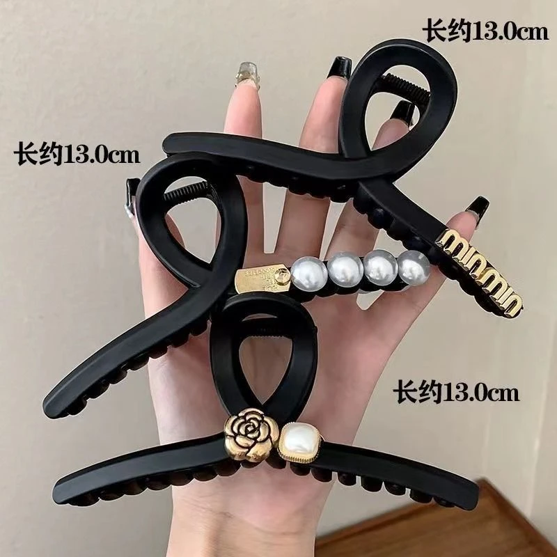 简约磨砂发夹头饰抓夹ins优雅法式2024后脑勺新款百搭发卡黑色