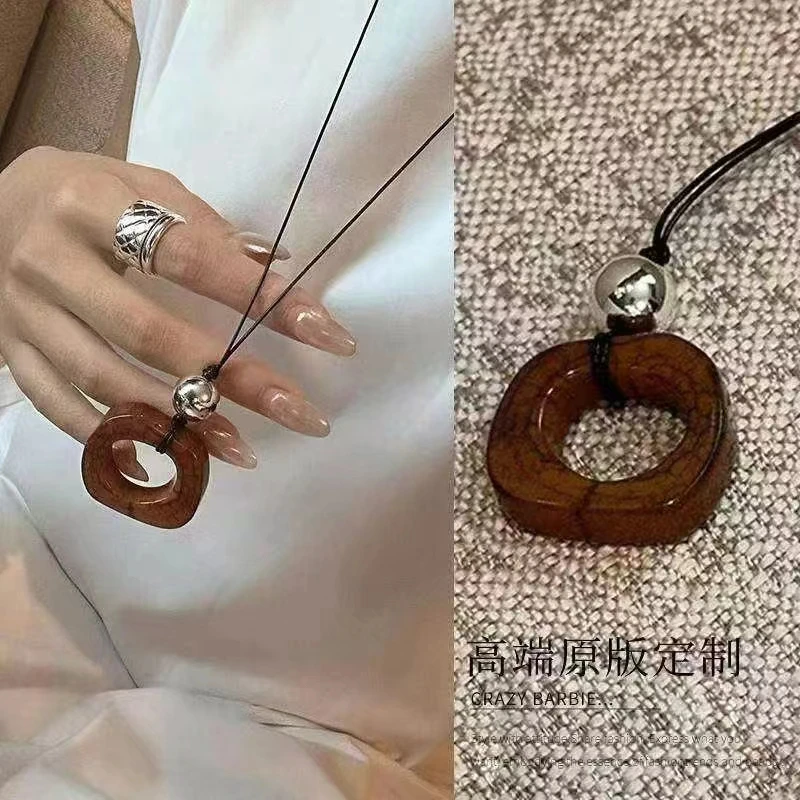 非金属树脂吊坠 WYFS小众高级感几何方形吊坠项链