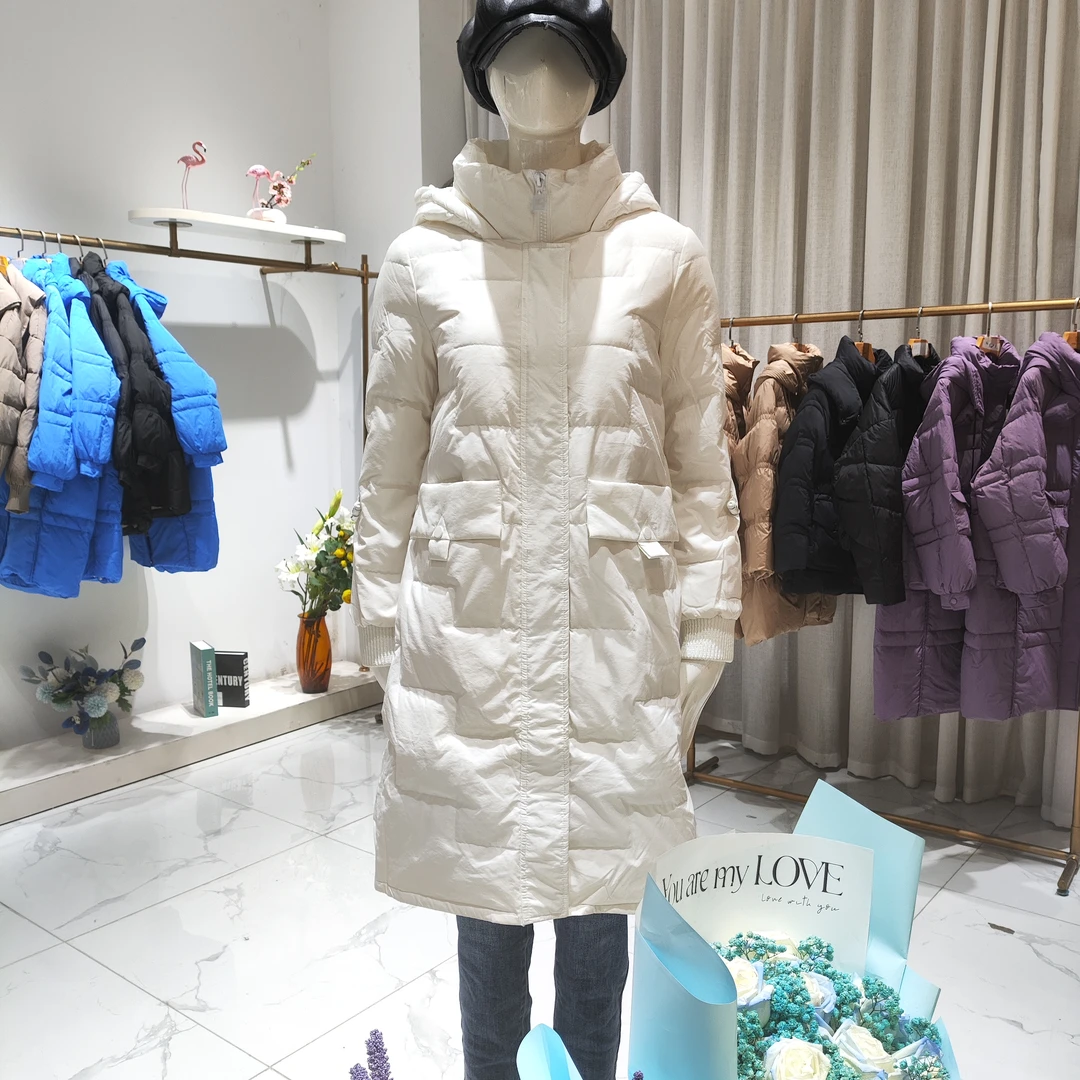 A580 2025时尚休闲百搭白色冬季保暖女士外套921款