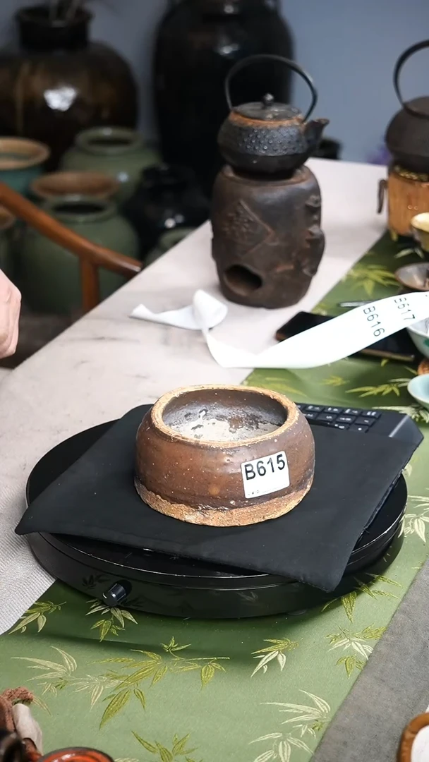 【闪购商品】陶瓷罐615钵