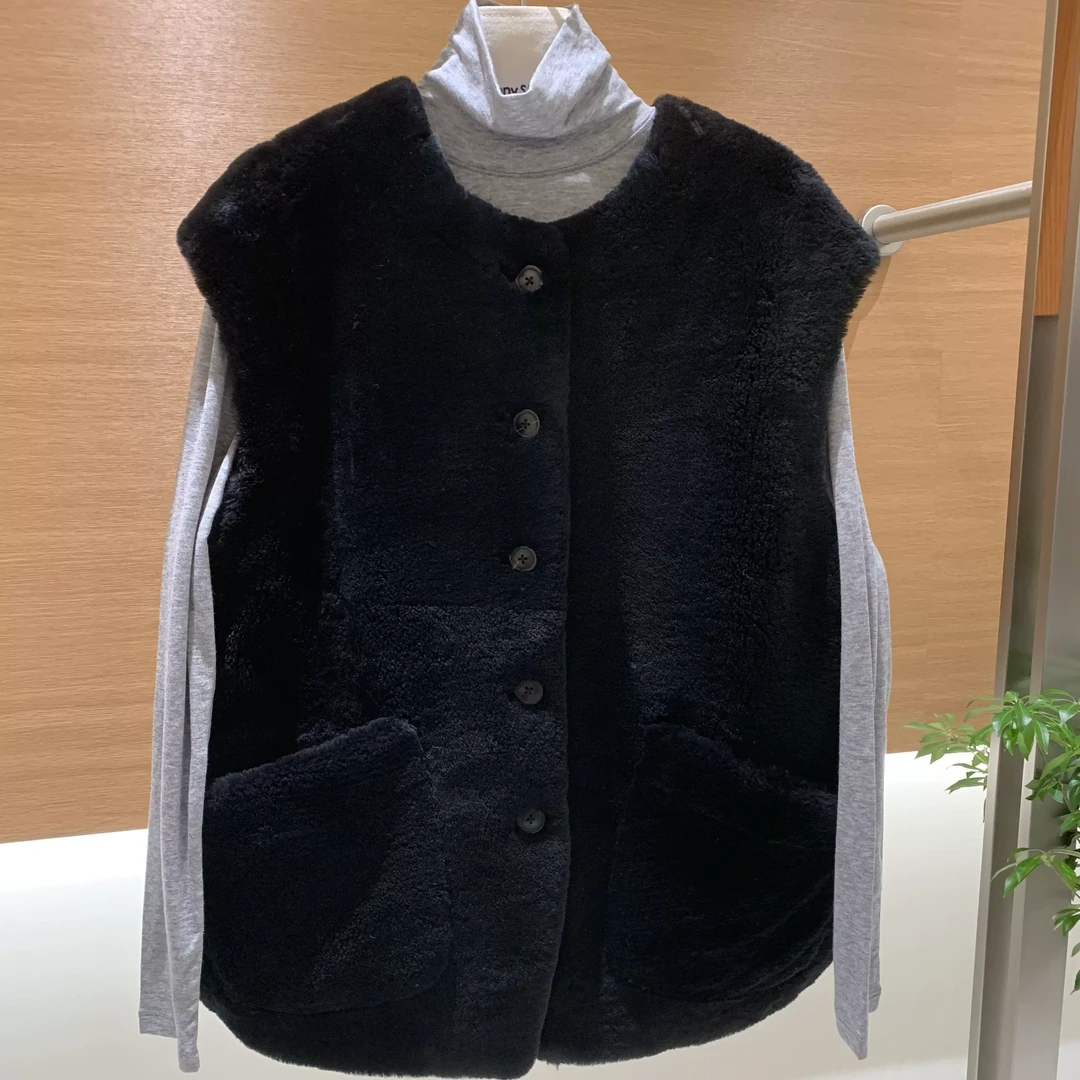 gu折价！【100绵羊皮系列】皮草马甲！2933