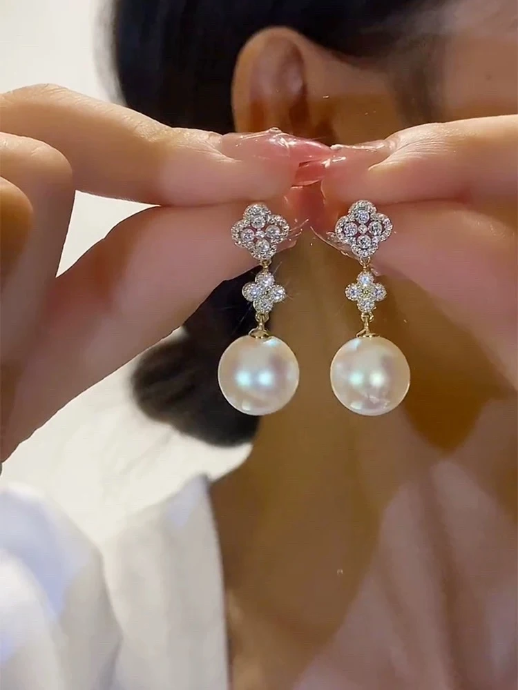 铜合金合成锆石耳饰 气质轻奢时尚百搭法式小众四叶珠珠耳环562