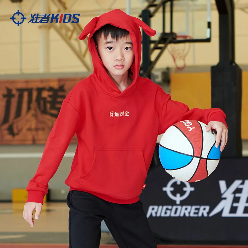 准者亲子装一家三口成人儿童连帽卫衣2023新款时尚刺绣红色套头衫