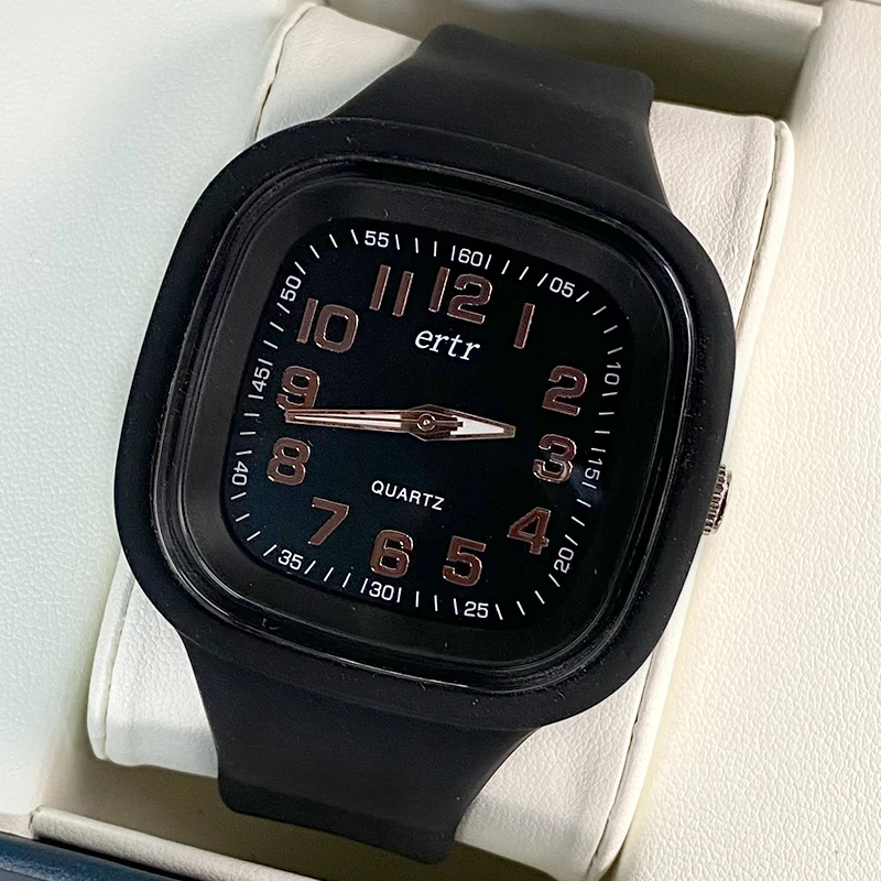 2024新款手表女款学生初中高中高颜值考研考试运动防水女生电子表