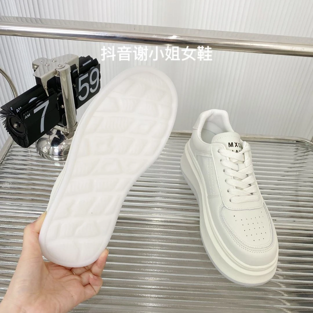 【谢小姐】休闲增高女2023新款春秋松糕厚底爆款百搭透气小白鞋子