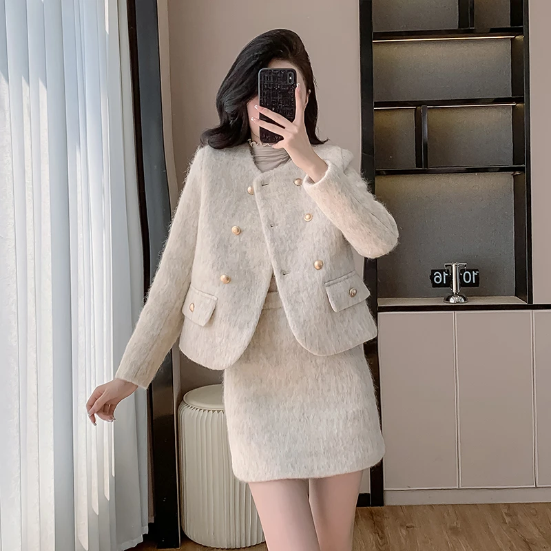 2024秋季法式小香风双排扣精致短款开衫外套女+高腰百搭短裙套装