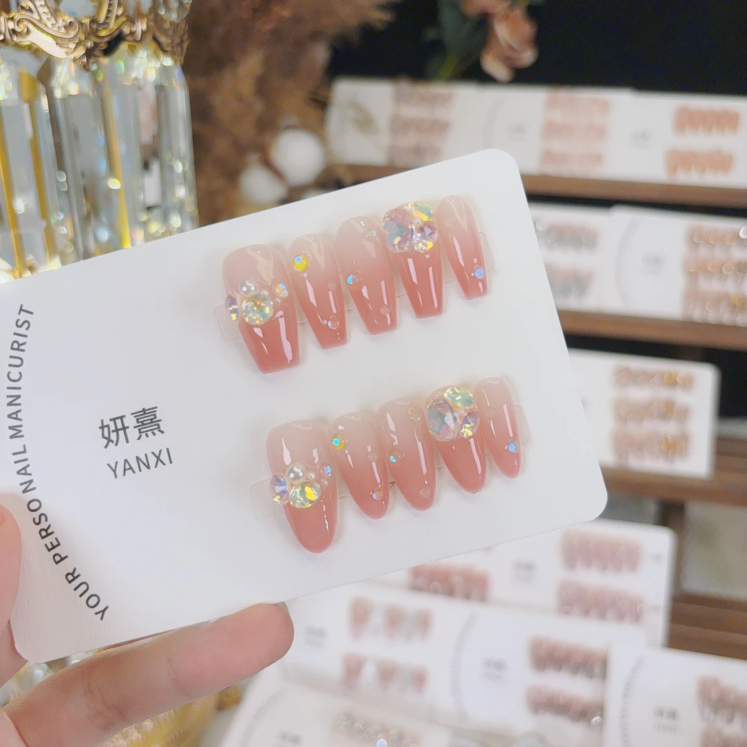 【草莓波波】冰透舒适显白高级感渐变牢固穿戴甲10片美甲高品质