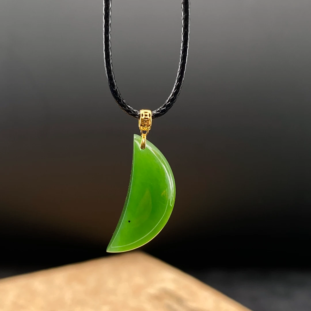 【玉尽阁】天然和田玉碧玉18K金镶吊坠女月牙儿挂件项链 26