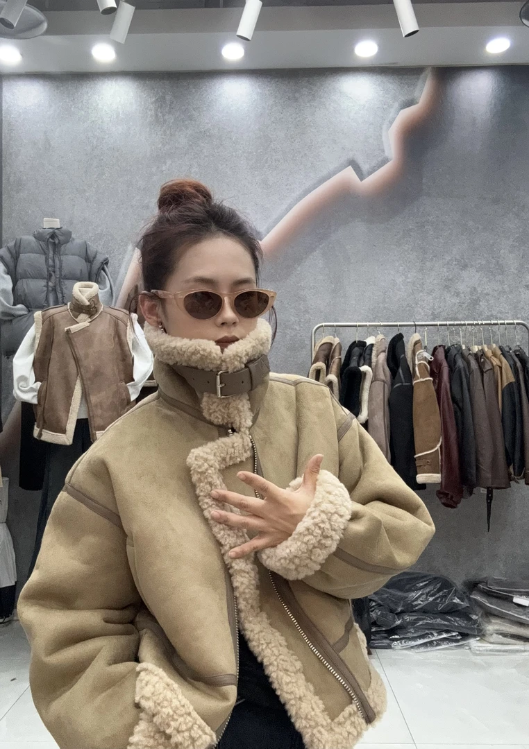 【HDH】冬季保暖酷辣小机车皮毛一体短外套02