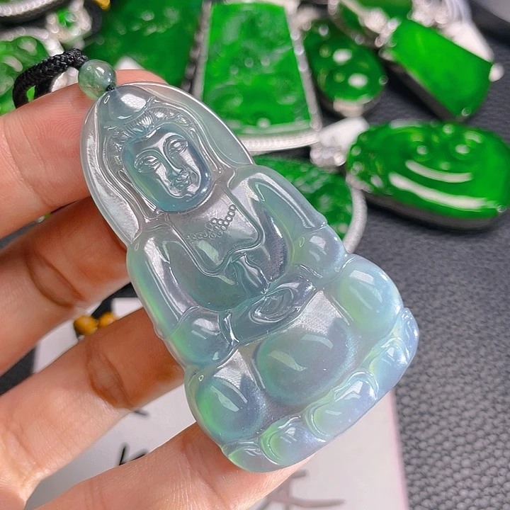 翡翠颈饰未镶嵌37，