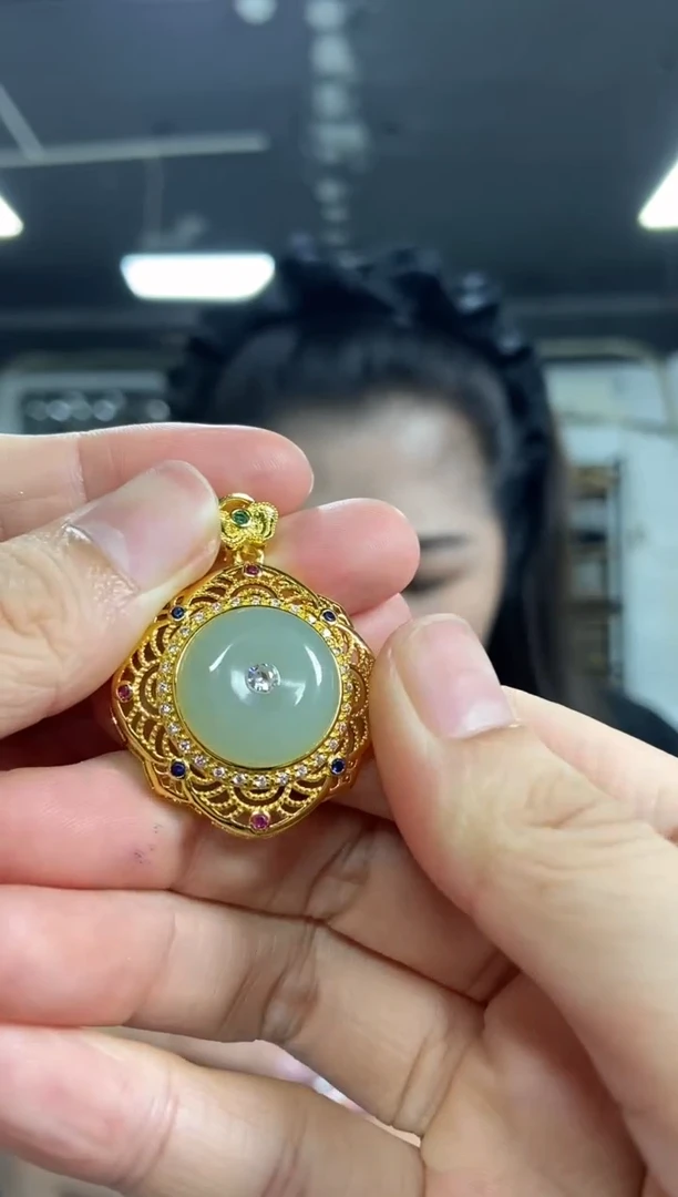 【闪购商品】和田玉吊坠未镶嵌多样性发其一颜色微差