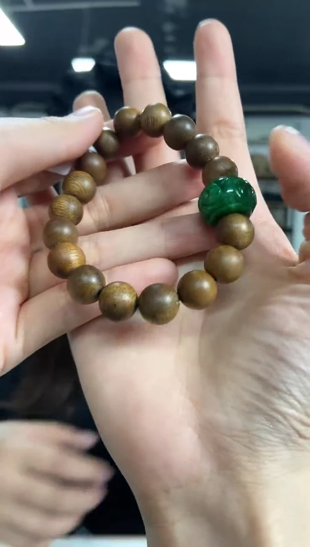 【闪购商品】翡翠手串未镶嵌多样性发其一颜色微差