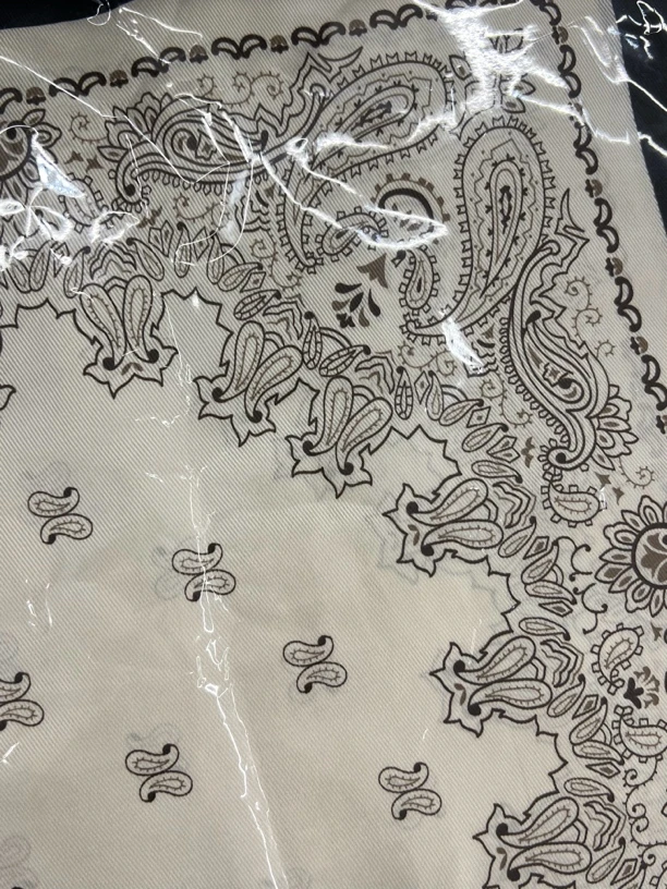 XIA.【随机丝巾一条】