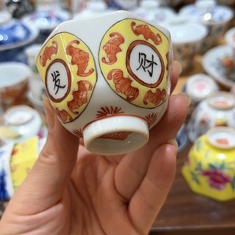 手绘茶杯盖碗壶承陶瓷
