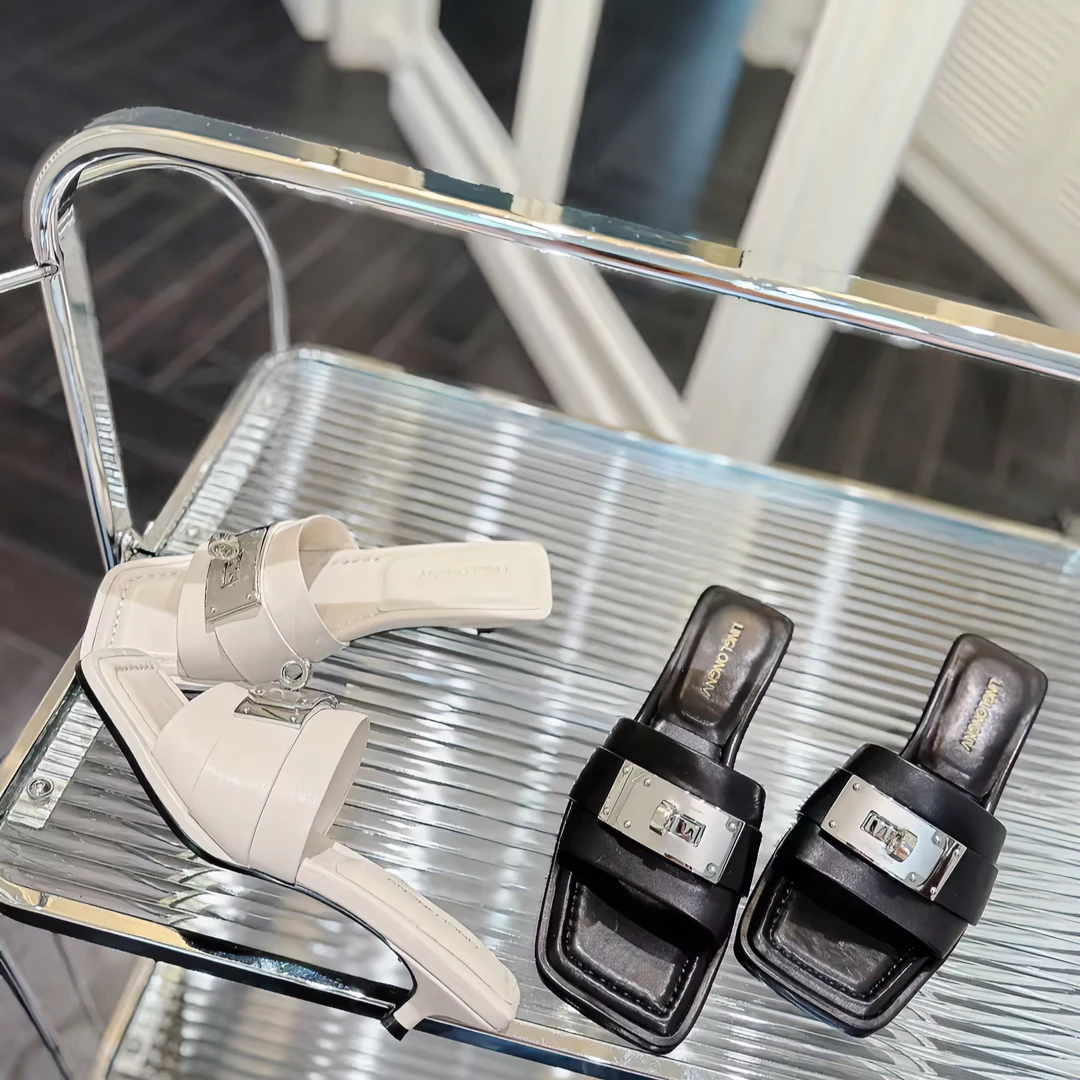 2025春款阿芙莎广系联名款290657凉拖休闲一字拖低跟凉鞋