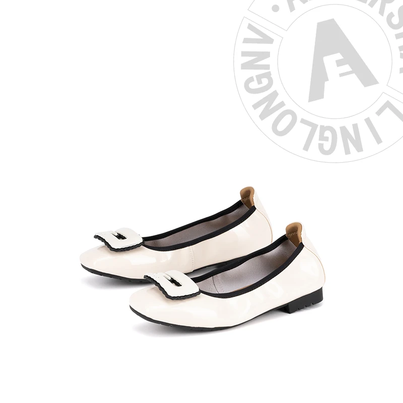 阿芙莎联名款990680新款百搭款金属方扣低跟单鞋D