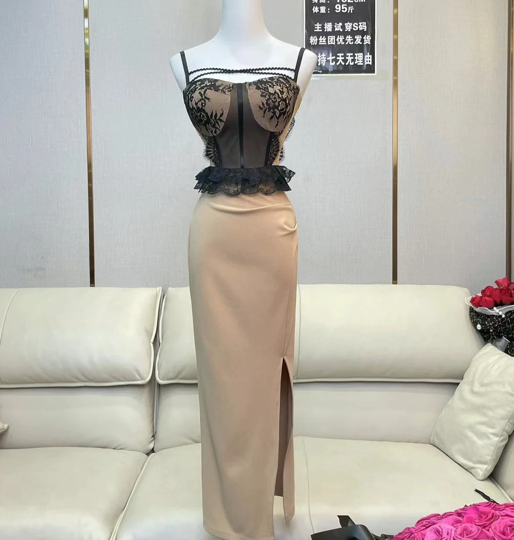 鱼子定制「双生猎手」性感轻奢修身蕾丝拼接包臀连衣裙Q0593