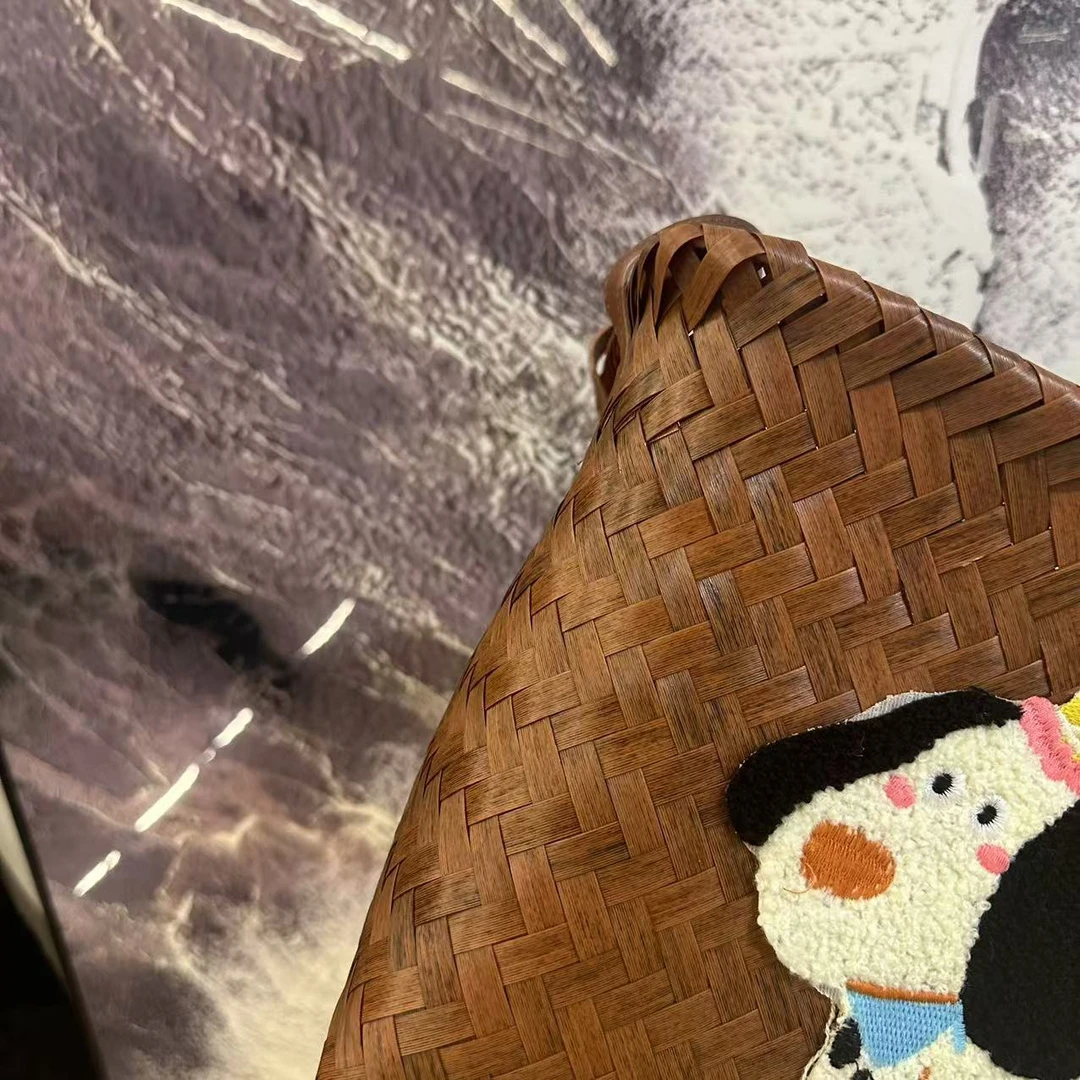 「芦苇花岸」卡通收纳框