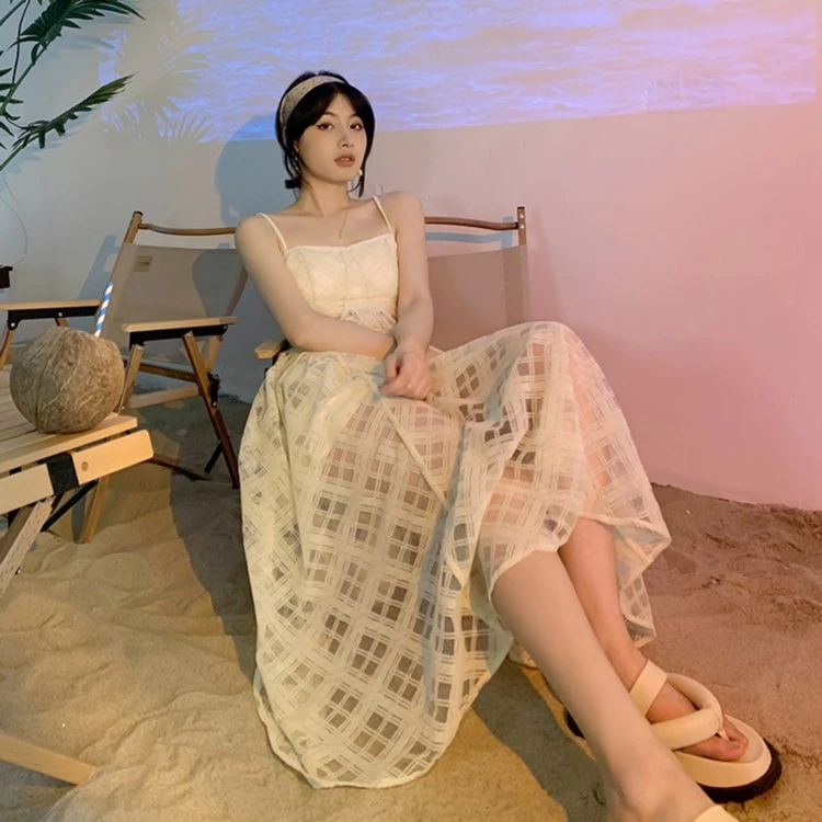 【特价 】多色设计感吊带连衣裙 YL211038