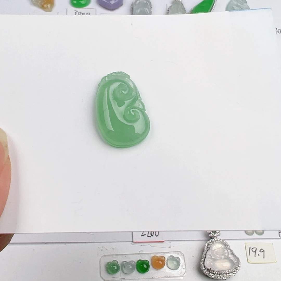 【闪购商品】翡翠颈饰未镶嵌天然翡翠A货