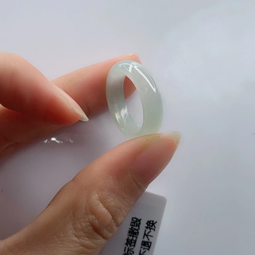 【闪购商品】翡翠戒指未镶嵌雪****贝