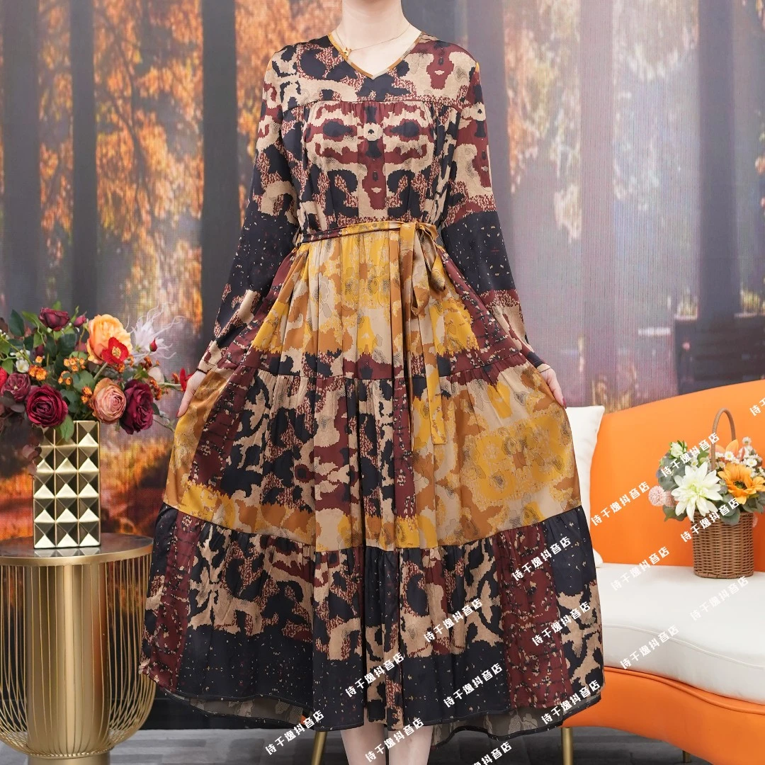 【诗千逸定制】复古V领气质显瘦时尚设计感a字腰带连衣裙A0574