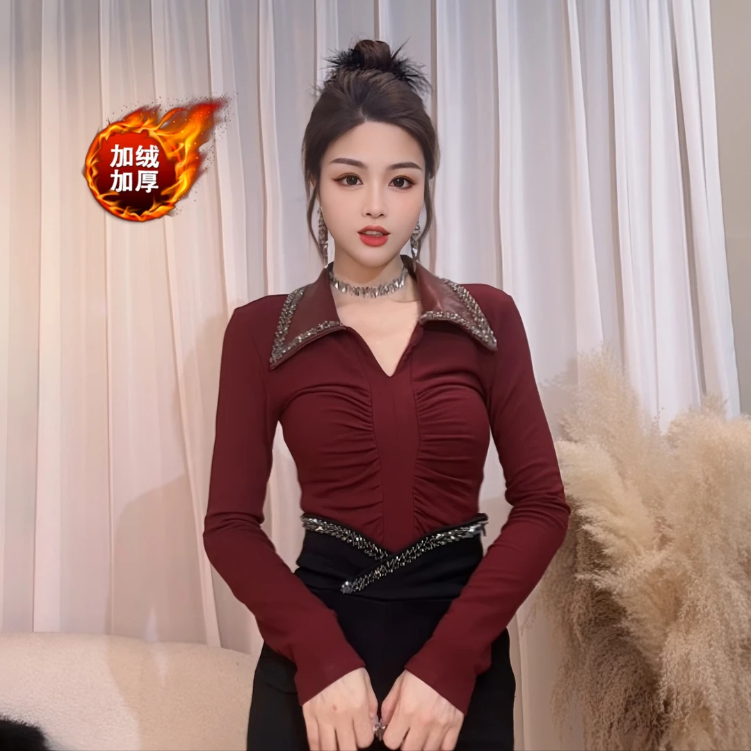 【嘉嘉专享】10035秋冬新款重工皮领钉珠设计高级感显瘦上衣打底衫