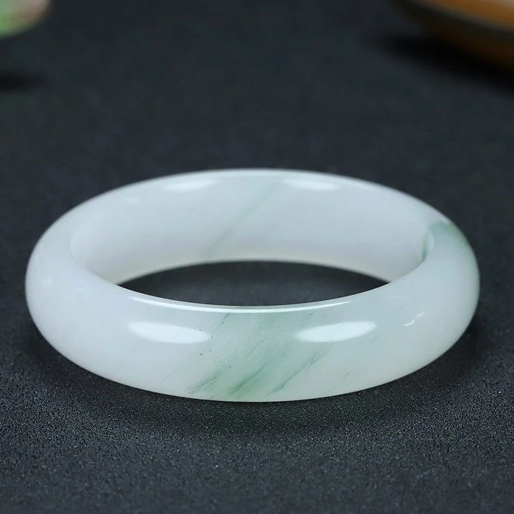 冰翠！（天山冰翠）手镯多样性发货玉镯手多样性发货