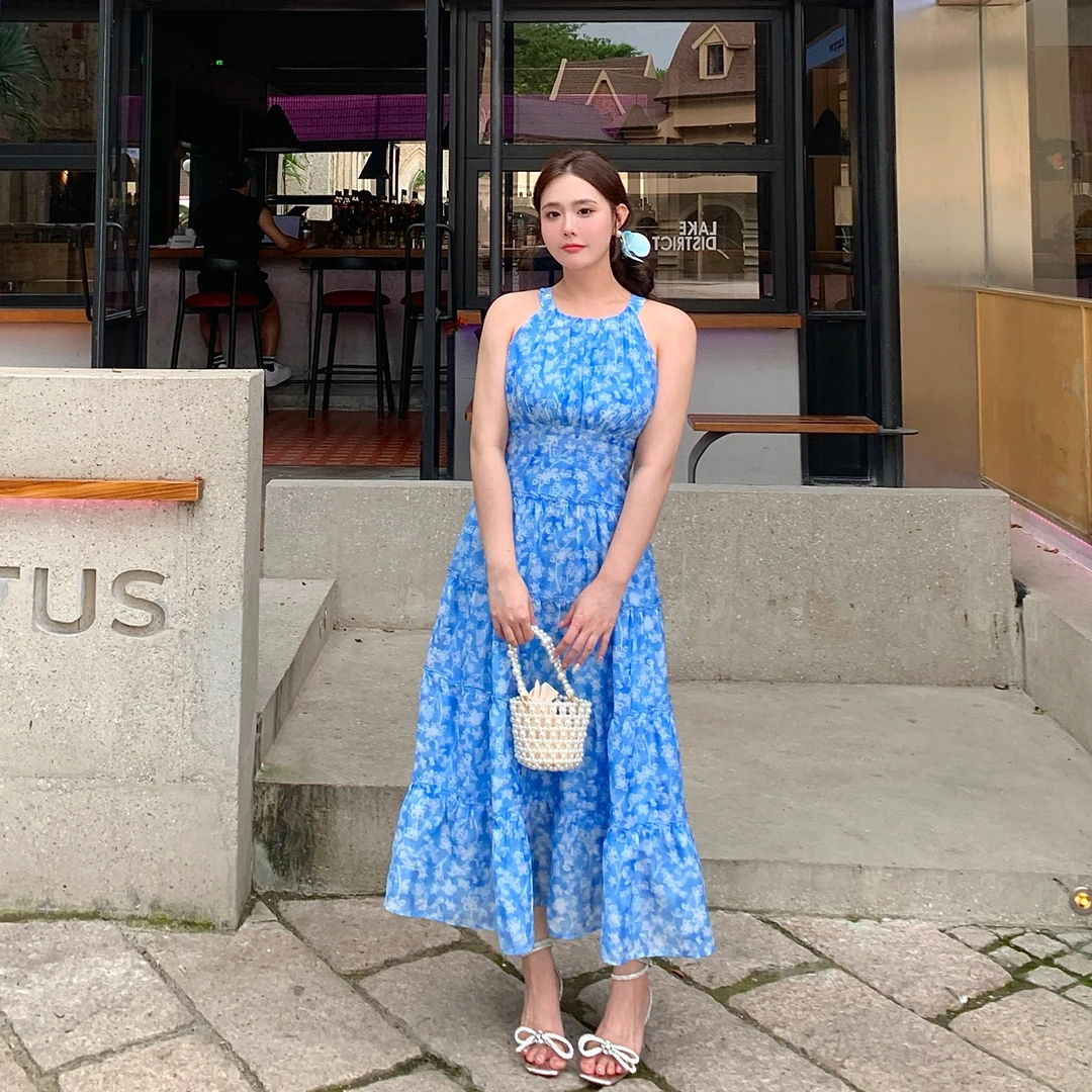 MB大码女装【沁凉岛游】2025新款蓝色碎花法式高级感性感连衣裙