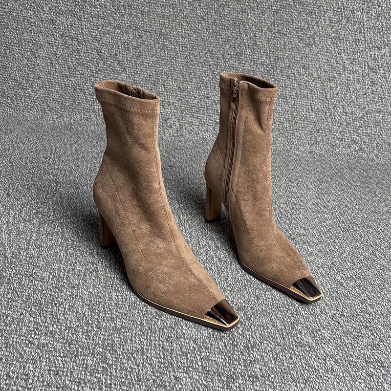 露涵思金属头小众高跟短靴女秋冬新款高跟瘦瘦靴瘦腿大码靴子