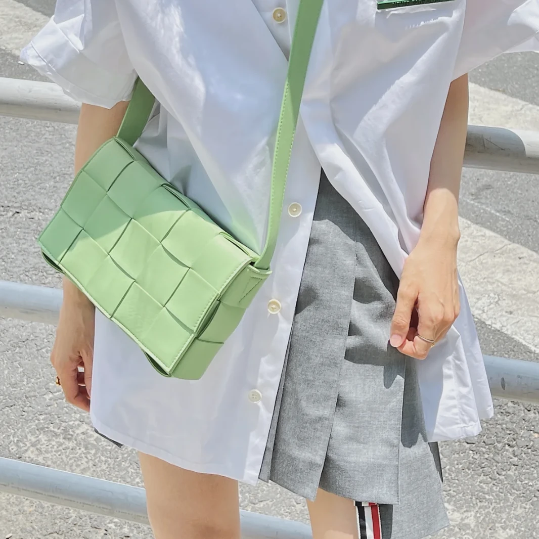 95新 BOTTEGA VENETA/葆蝶家 小花璐璐185725 Cassette23 绿色 包