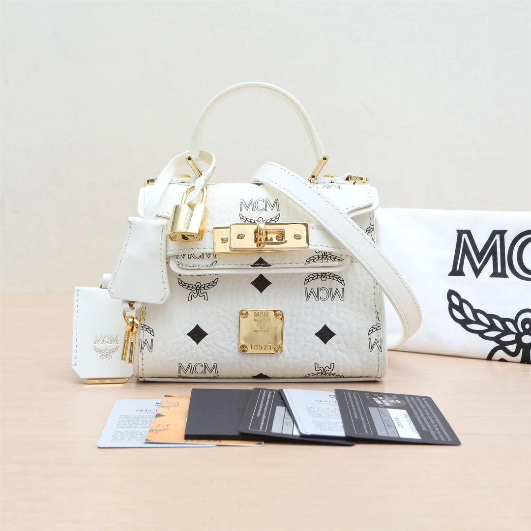 95新 MCM 小花璐璐P244170481 手提斜挎包