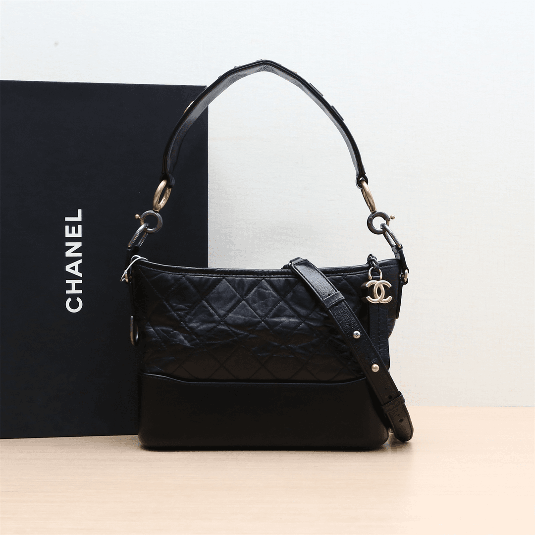95新 Chanel/香奈儿 小花璐璐P214768790 流浪新中号 宽手提 28开