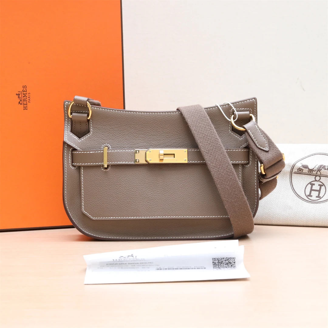 99新 Hermes/爱马仕 小花Jerry P224298003 吉普赛mini大象灰B刻